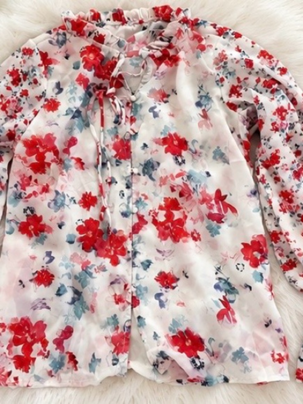 Women’s White Floral Lace-Up Long-Sleeve Top New